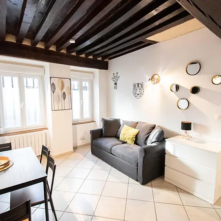 Le Zola Compose De 3 Distincts En Hyper Centre De Avec Wifi *