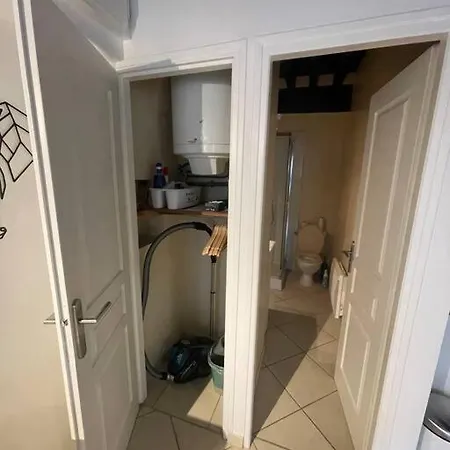 Le Zola Compose De 3 Distincts En Hyper Centre De Avec Wifi