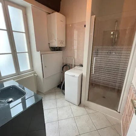Le Zola Compose De 3 Distincts En Hyper Centre De Avec Wifi Apartment
