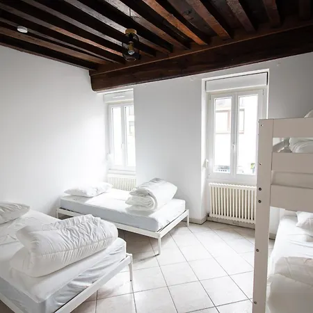 Le Zola Compose De 3 Distincts En Hyper Centre De Avec Wifi Apartment Dijon