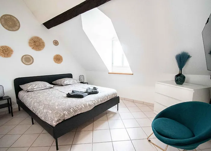 Le Zola Compose De 3 Distincts En Hyper Centre De Avec Wifi *