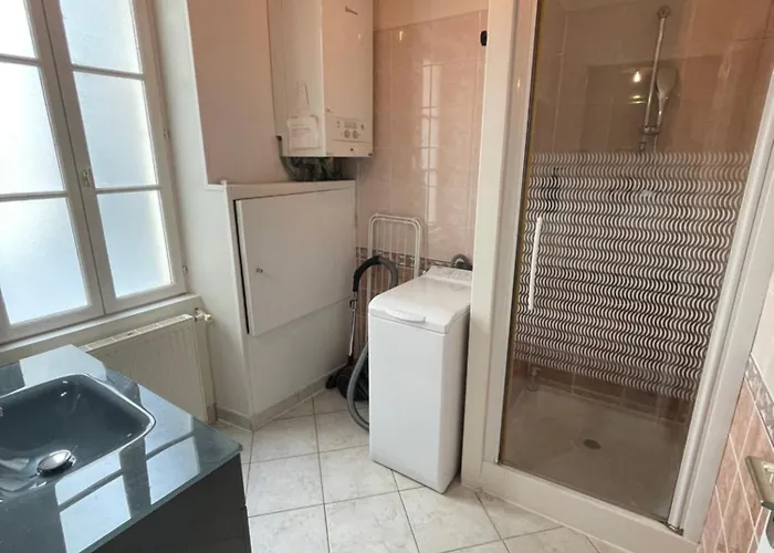 Le Zola Compose De 3 Distincts En Hyper Centre De Avec Wifi Апартаменты