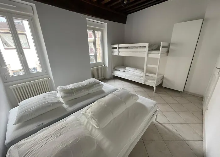 Le Zola Compose De 3 Distincts En Hyper Centre De Avec Wifi *